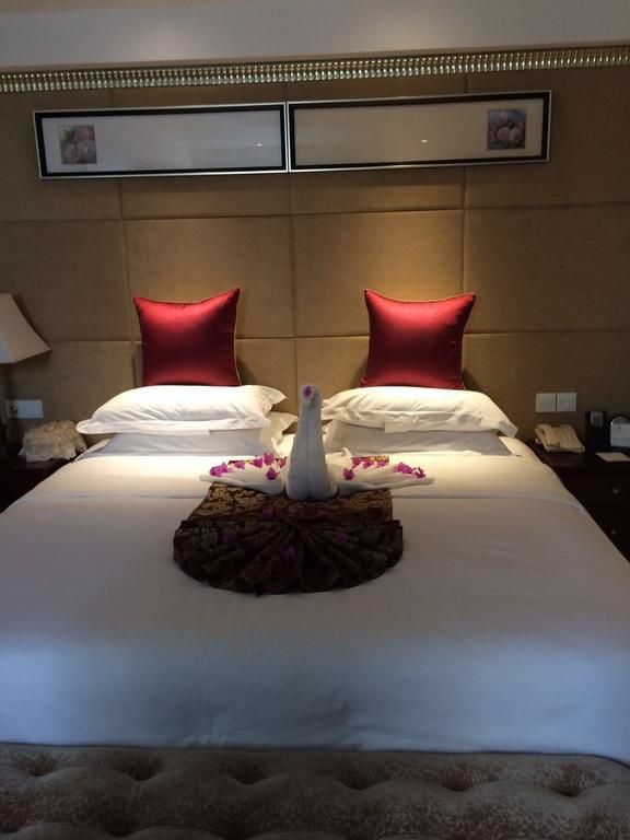 Yunheng Hotel Neijiang Eksteriør billede